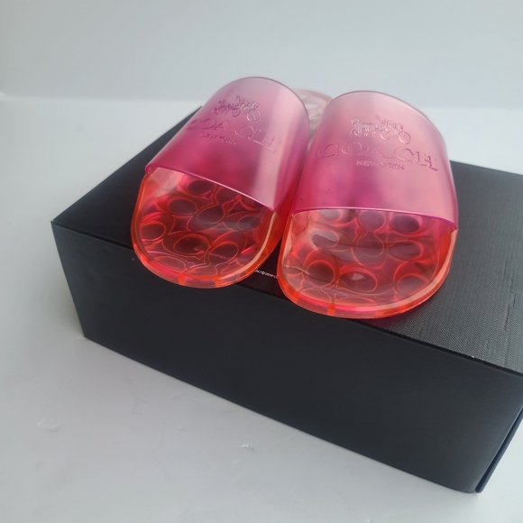 COACH Women's Ulyssa Pool Slides Pink Size 9 B -Medium - Picture 4 of 6